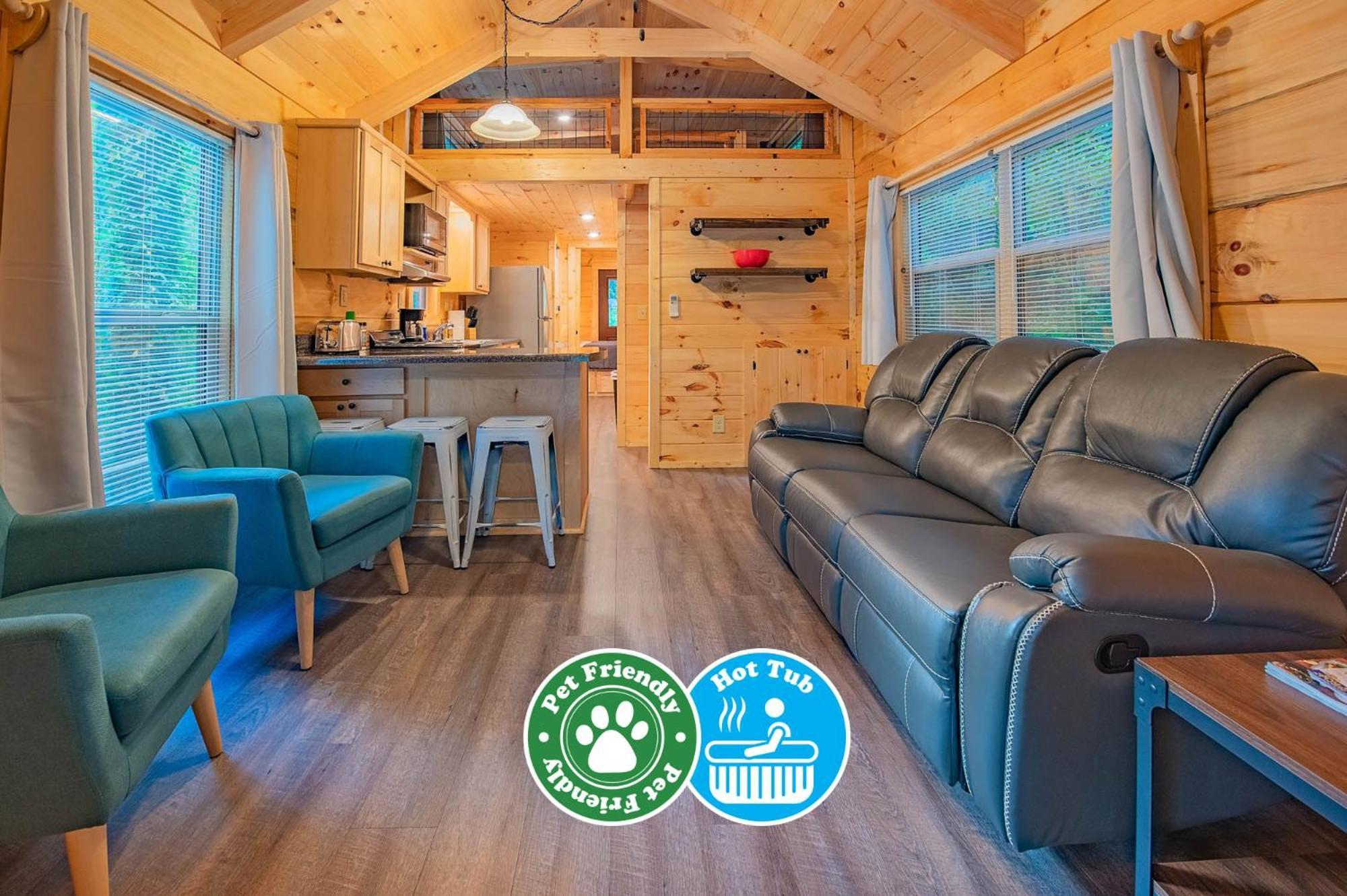 Tiny Cabin Village Private Hot Tub Lynda Cabin 채터누가 외부 사진